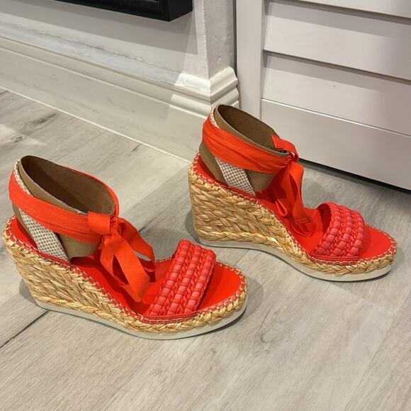 Vince Camuto NWOT Brisshel Leather Espadrille Wedge Orange Sandal. No box. - Picture 9 of 10